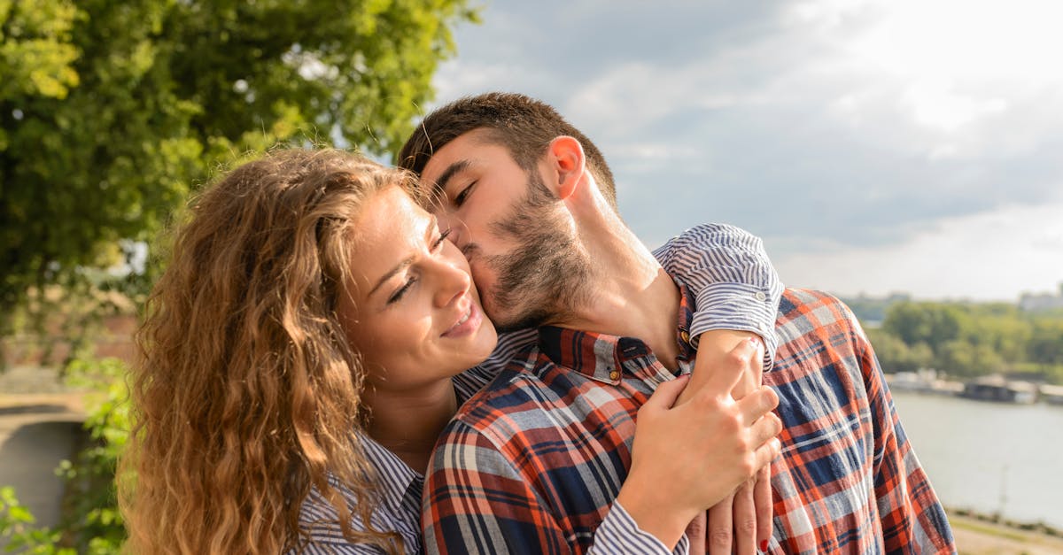 découvrez des conseils, des astuces et des idées inspirantes pour renforcer votre relation de couple. que vous soyez en début de romance ou ensemble depuis des années, explorez des sujets variés allant de la communication à la vie quotidienne, pour une relation épanouie et harmonieuse.