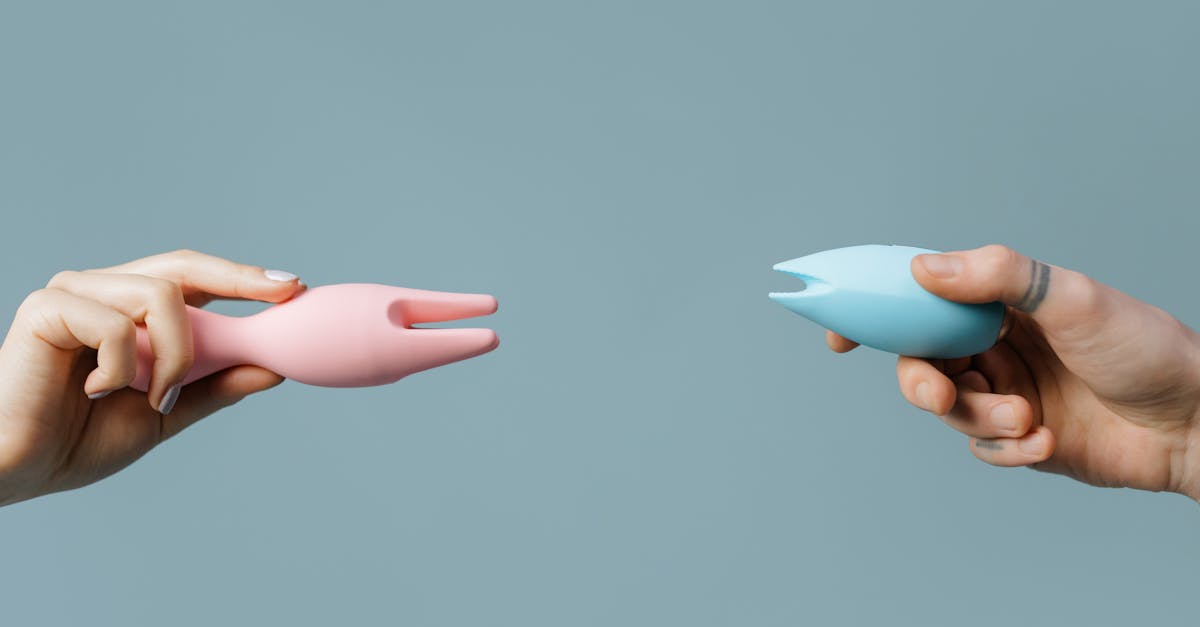 découvrez notre gamme variée de sex toys, conçus pour pimenter vos moments intimes et explorer de nouvelles sensations. que vous soyez novice ou expert, trouvez le jouet idéal pour votre plaisir seul ou à deux.