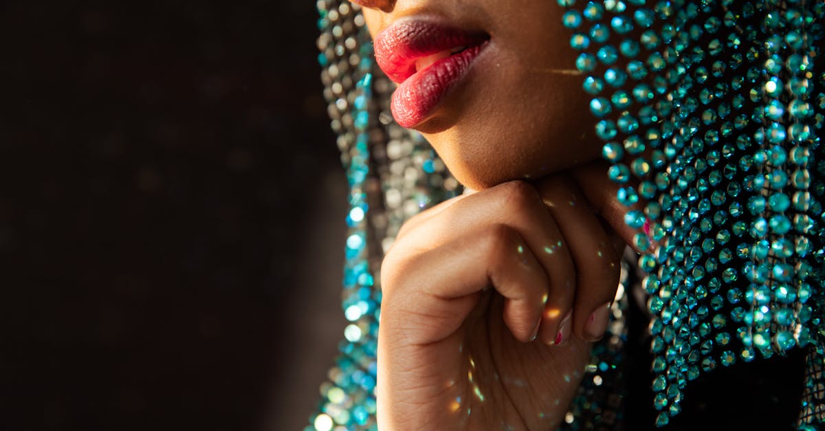 découvrez l'art du sensual play, des idées raffinées pour explorer la sensualité, renforcer l'intimité et éveiller les sens dans votre couple. conseils, jeux et inspirations pour vivre des moments complices et passionnés.