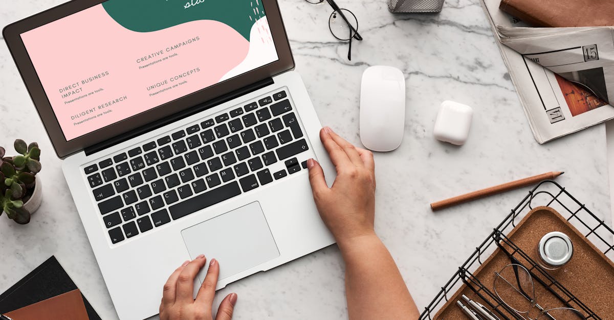 découvrez le sextoy ergonomique : conçu pour s’adapter parfaitement à votre corps, il offre un confort optimal et des sensations intenses. idéal pour une expérience personnalisée et agréable.