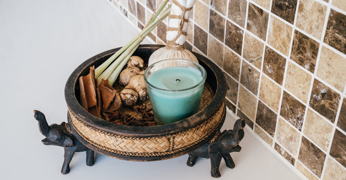 découvrez nos bougies de massage, parfaites pour des instants de détente et de bien-être. profitez d'une expérience sensorielle unique avec des parfums envoûtants et des huiles nourrissantes pour la peau.