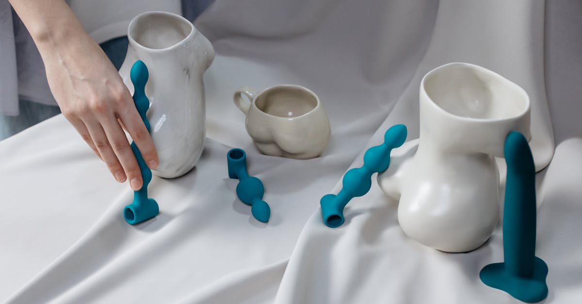 découvrez notre sélection de sextoys de qualité pour tous les plaisirs et tous les besoins. explorez en toute discrétion des produits innovants pour pimenter votre vie intime et vivre de nouvelles expériences sensorielles.