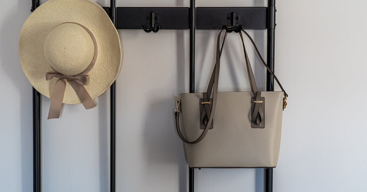 découvrez notre sélection d'accessoires de rangement pour organiser efficacement chaque espace de votre maison. pratiques et tendances, nos solutions de stockage s'adaptent à tous vos besoins.